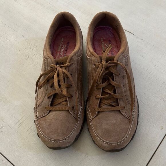 Sketchers Relaxed Fit Memory Foam Sneakers - Picture 2 of 6